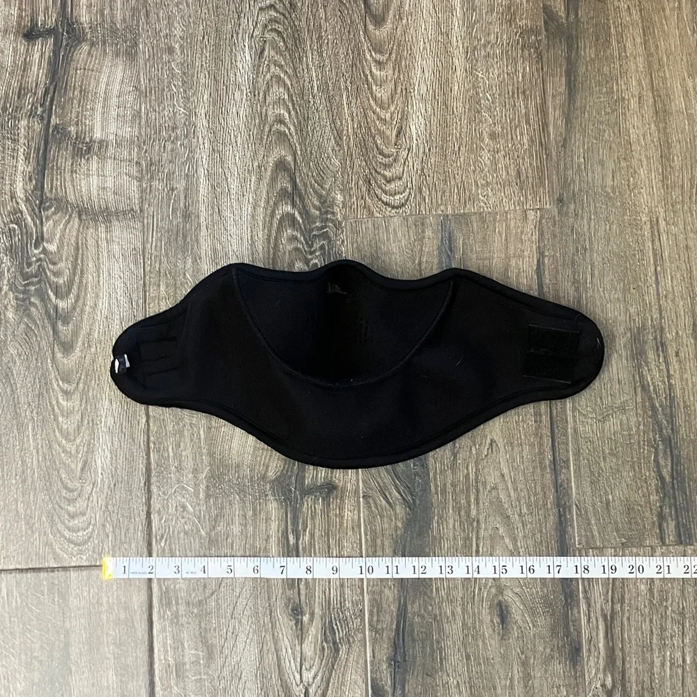 Seirus Black Neoprene Face Mask with Hook-and-Loop Closures